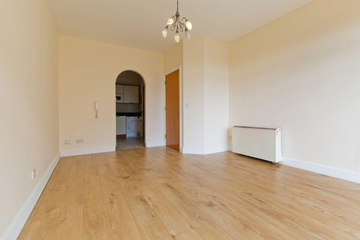 49 Ridge Hall, Shanganagh Road, Ballybrack, Co Dublin, A96PD37, historical listing image 3