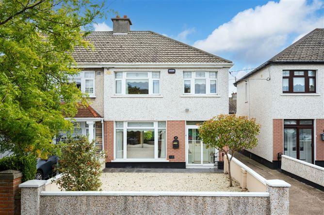 15, Riverside Crescent, Dublin 17, historical listing image 1