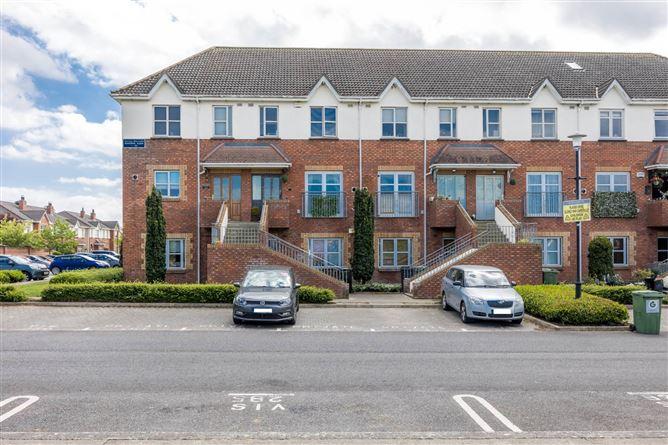 Advertisement for 8 BOROIMHE ALDER, SWORDS, CO DUBLIN
