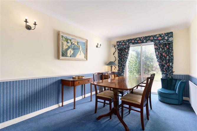 32 Fosterbrook, Booterstown, Dublin, historical listing image 5