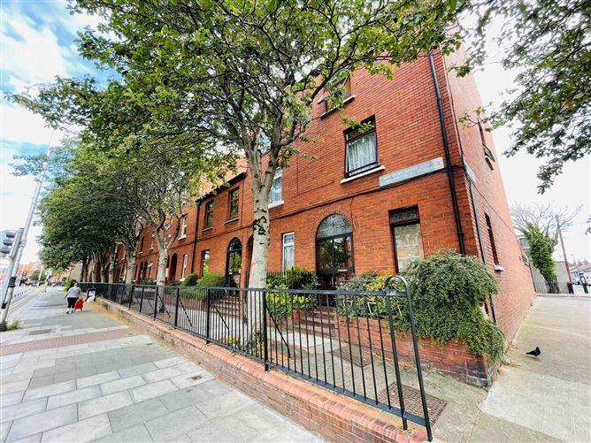 18 Lower Clanbrassil Street, Dublin 8, historical listing image 1