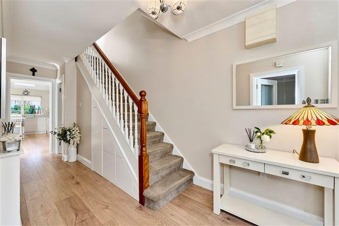 5, Ravenswood Drive, Dublin 15, historical listing image 3