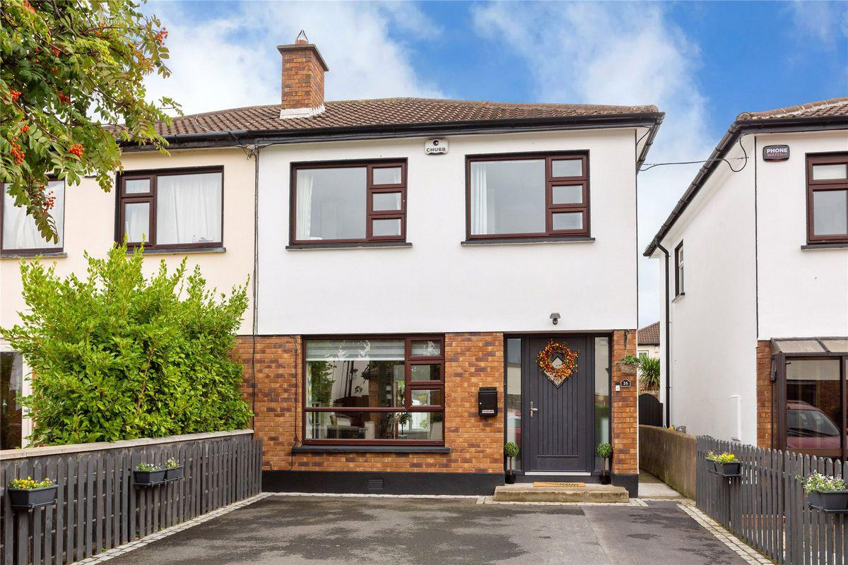 16 Bayview Court, Killiney, Co. Dublin, historical listing image 1