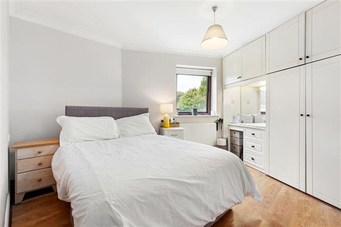 17 Cullenswood House, Ranelagh, Dublin 6, historical listing image 5