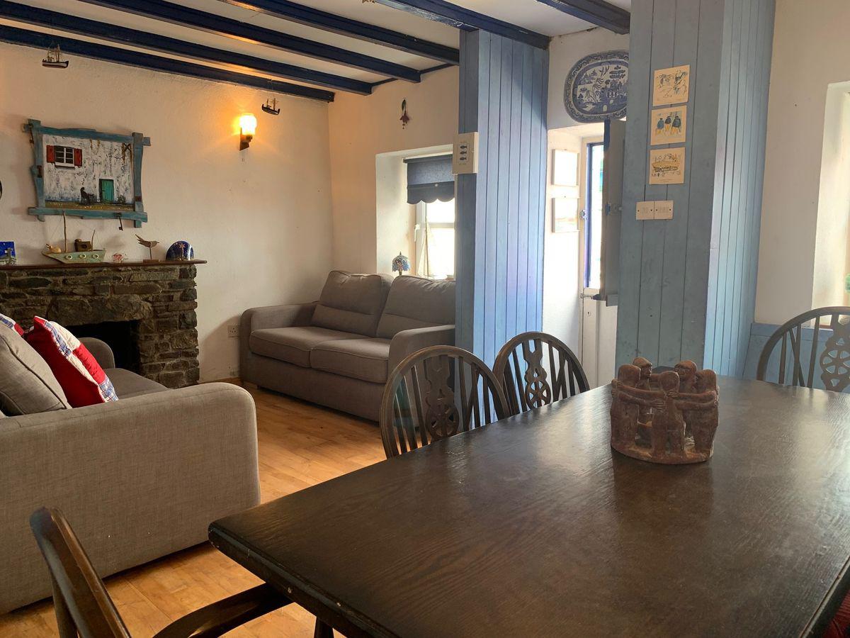 2 Pier Road, Schull, Co. Cork, historical listing image 6