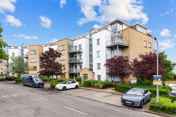 46 Kavanagh Hall, Collegewood, Castleknock, Dublin 15, historical listing image 1