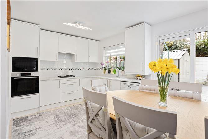 13 Bishops Orchard, Tyrrelstown, Dublin 15, historical listing image 4