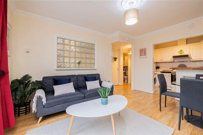 Apt 32 The Northumberlands, Love Lane, South City Centre, Dublin 2, historical listing image 5