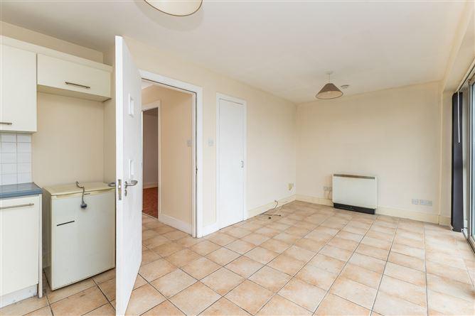 20 Coultry, Ballymun, Santry, Dublin 9, D09ER80, historical listing image 2