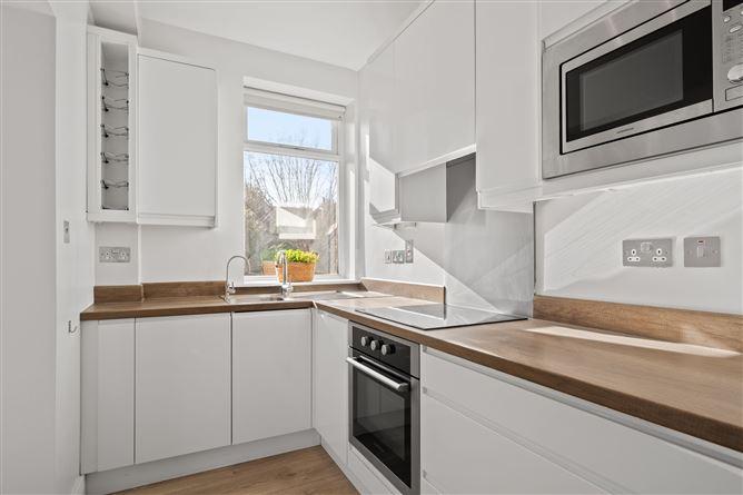 18 Woodleigh Oak, Rathgar, Dublin 6, historical listing image 4