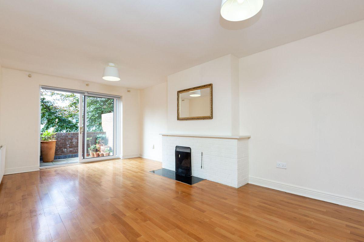 Apartment 18, Gilford Pines, Gilford Road, Sandymount, Dublin 4, historical listing image 4