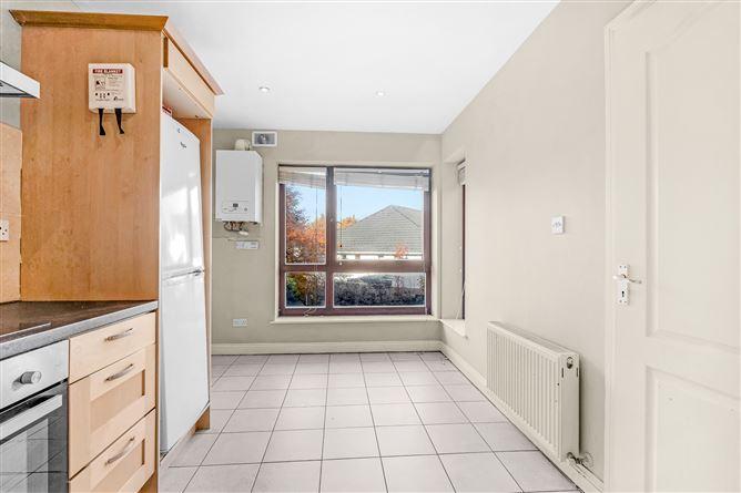 13, Larch Wood Woodlawn Avenue, Dublin 17, historical listing image 4