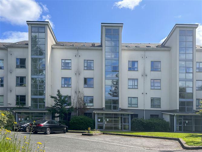 Apartment 74, Block E2, Louisa Park, Station Road, Leixlip, Co. Kildare, historical listing image 1