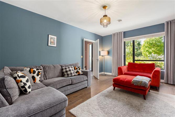 18 White Pines Drive, Stocking Avenue, Rathfarnham, Dublin 16, historical listing image 4