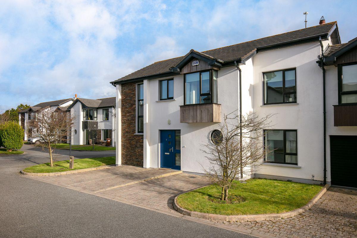 9 Clearwater Cove, Rosslare Strand, Wexford, historical listing image 2