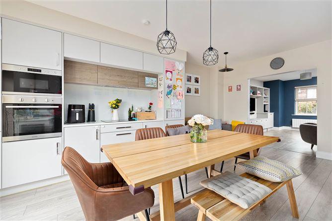 72 Stoneleigh, Naas, County Kildare, historical listing image 2