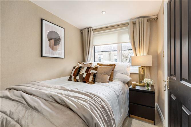 1 Holycross Avenue, Drumcondra, Dublin 3, D03W352, historical listing image 6
