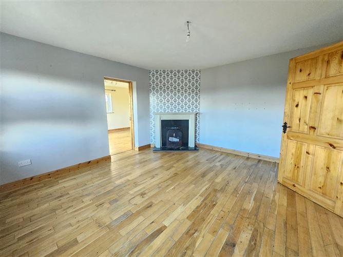 4 Greenhills Drive, Knockgrohery, Roscommon, Co. Roscommon, historical listing image 6