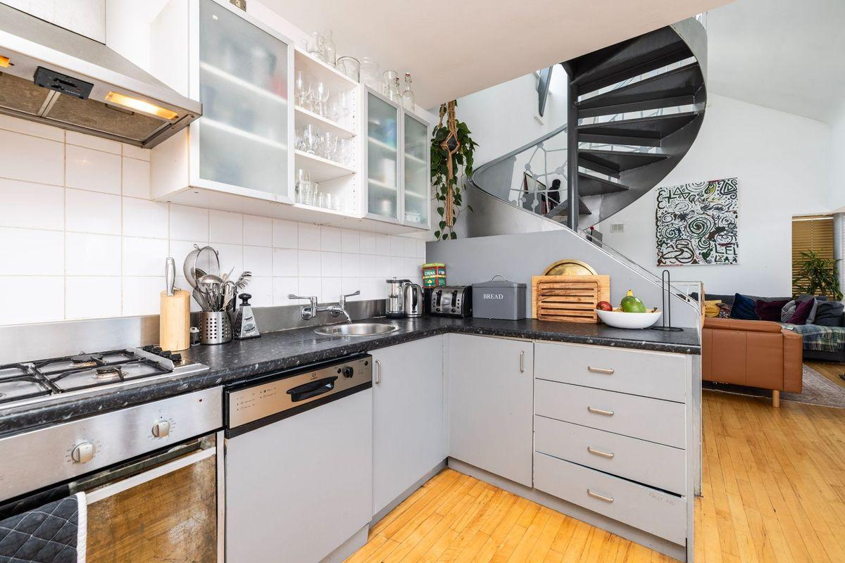 Apartment 7 , Temple Bar Square, Temple Bar, Dublin 2, D02N402, historical listing image 5