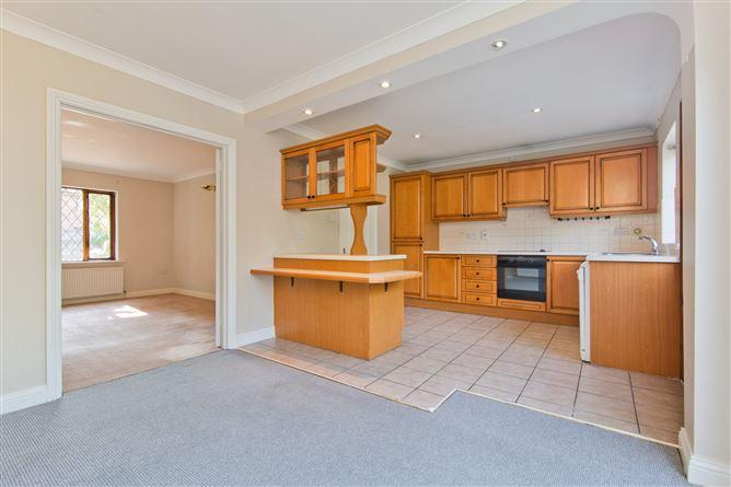 27 Holywell, Upper Kilmacud Road, Kilmacud, Dublin 14, historical listing image 6