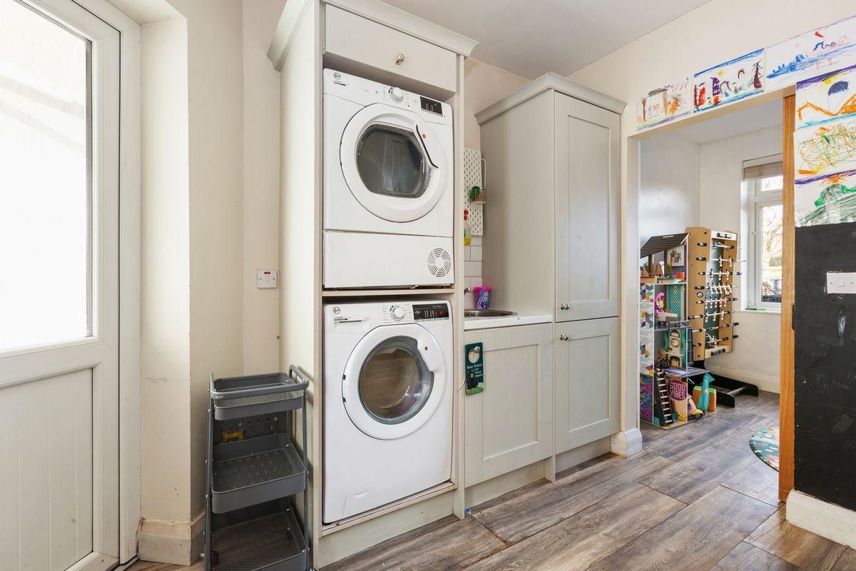 7 Craigford Drive, Killester, Killester, Dublin 5, D05Y4N2, historical listing image 6