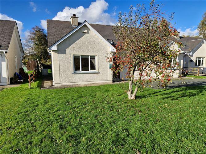 17 Beechwood Park, Tinahely, Wicklow, historical listing image 1