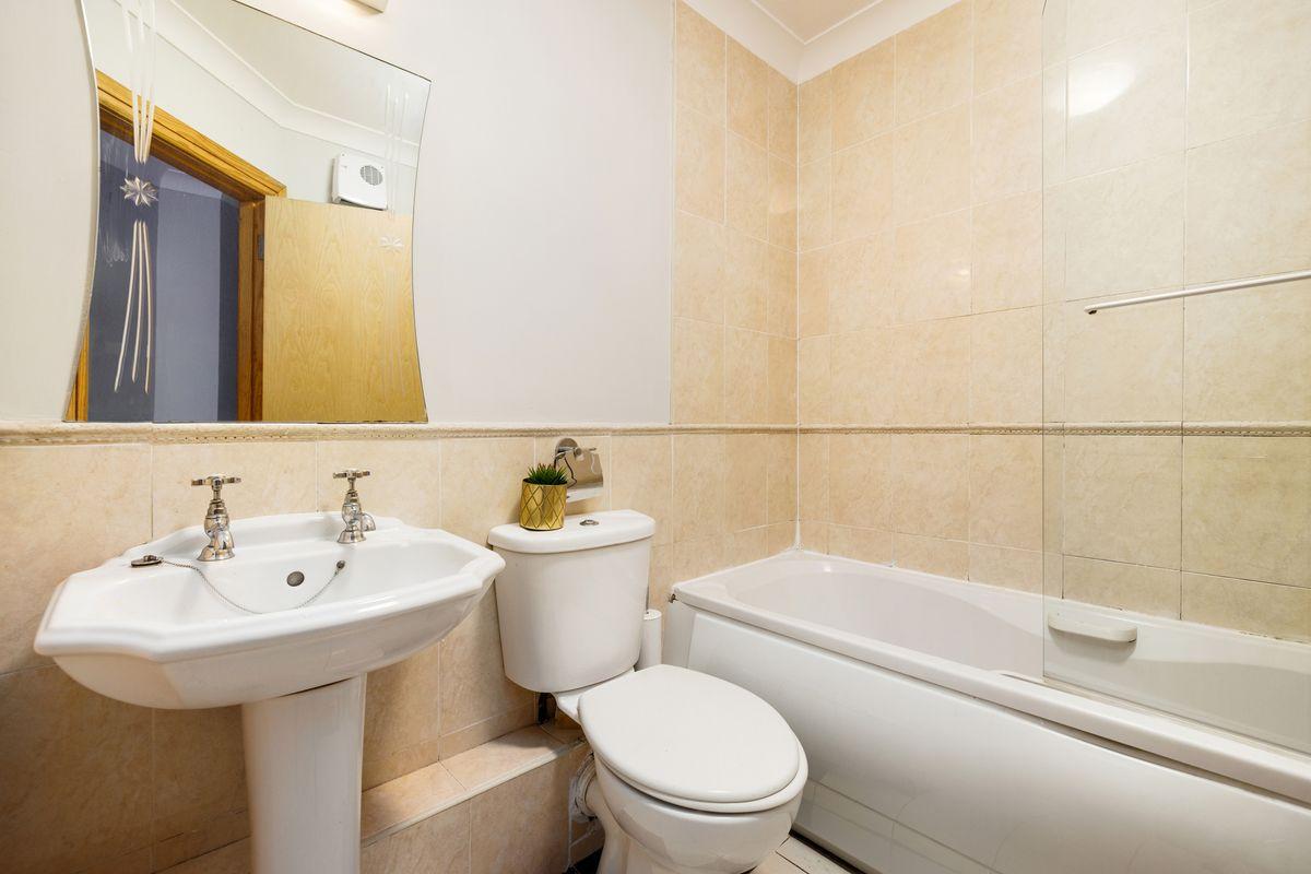 Apartment 83, Glaslyn, Clontarf, Dublin 3, D03KH99, historical listing image 6