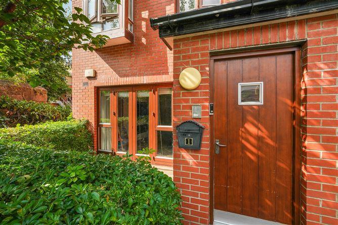 1, Knockmaree Lucan Road, Dublin 20, historical listing image 2