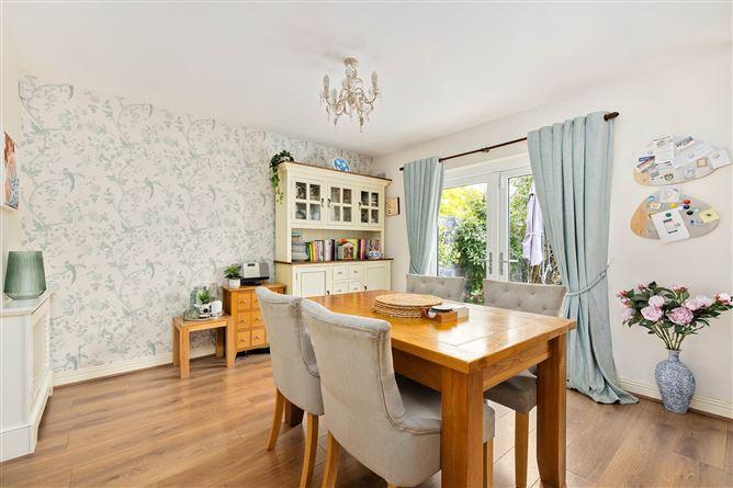 4 Dun Na Riogh Rise, Naas, County Kildare, historical listing image 4
