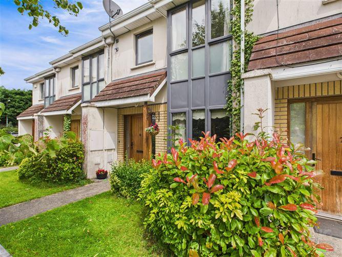 8 Colliers Brook, Tullamore, Co. Offaly, historical listing image 2