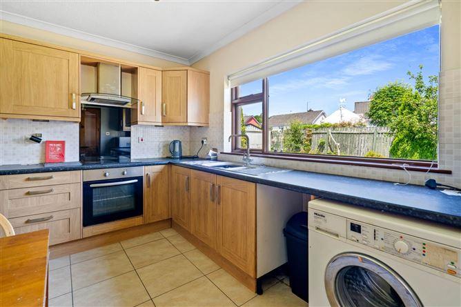 8 Woodlawn, Stranorlar, County Donegal, historical listing image 5