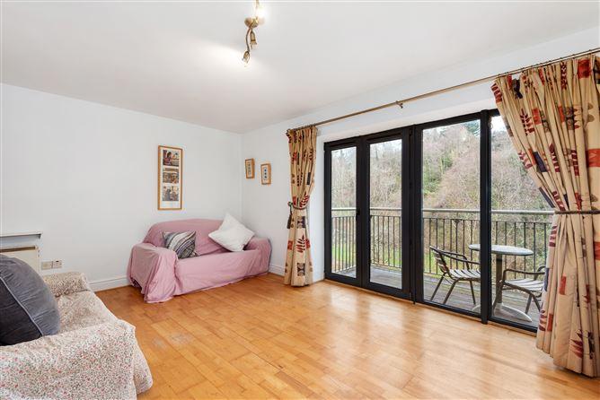 18 Upper Dargle Road, Bray, Co. Wicklow, historical listing image 3