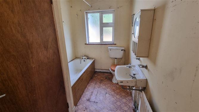 50 The Grove, Dingle, Kerry, historical listing image 4
