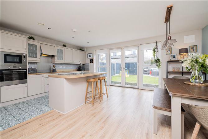35, Knightsgate Crescent, Co. Dublin, historical listing image 6