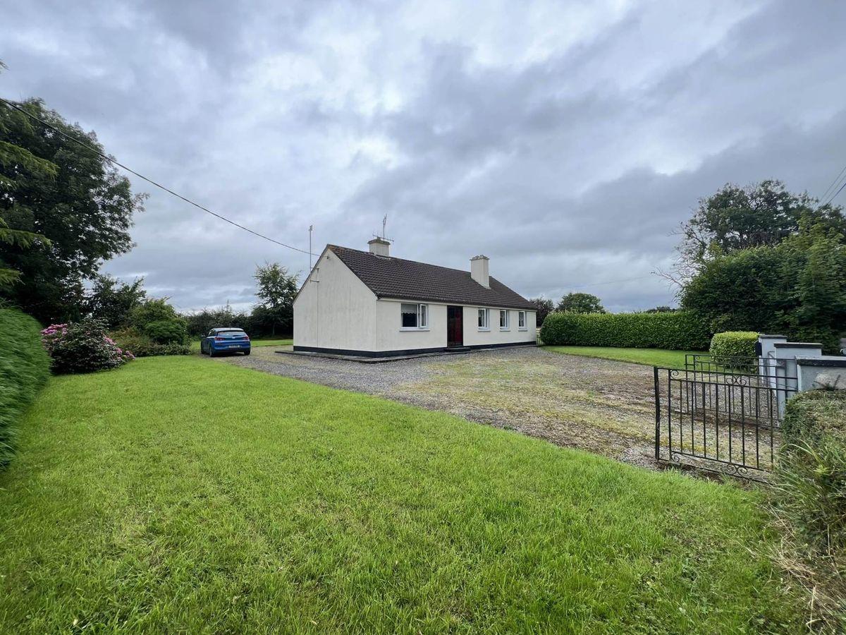 Mobarnane, Fethard, Co. Tipperary, E91XT86, historical listing image 2