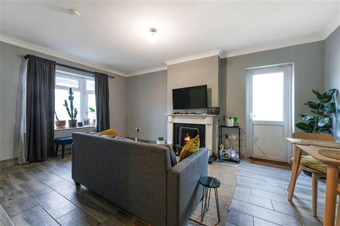 9, Cavalry Row, Dublin 7, historical listing image 5