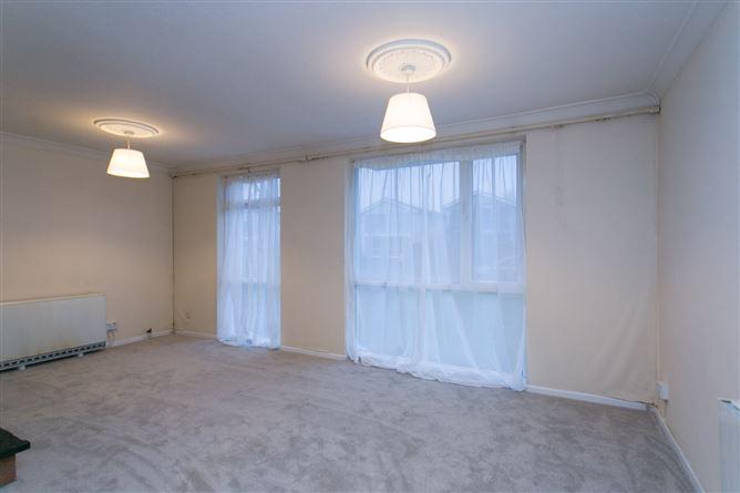 62 Stillorgan Wood, Stillorgan, Co. Dublin, historical listing image 4