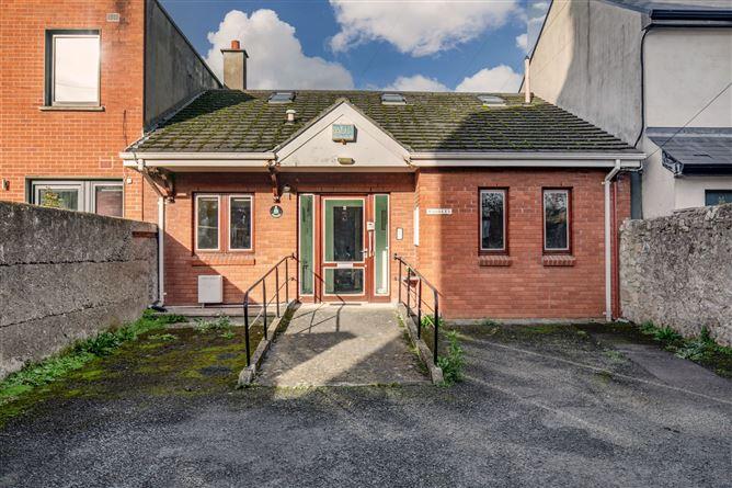Woodley, 6, Palmerston Court, Dublin 6, historical listing image 1