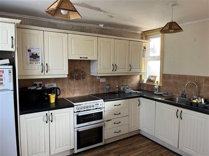 65 St Patricks Avenue, Tipperary, Co. Tipperary, historical listing image 2