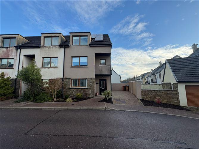 9 Oakridge, Meadowlands, Macroom, Cork, historical listing image 3