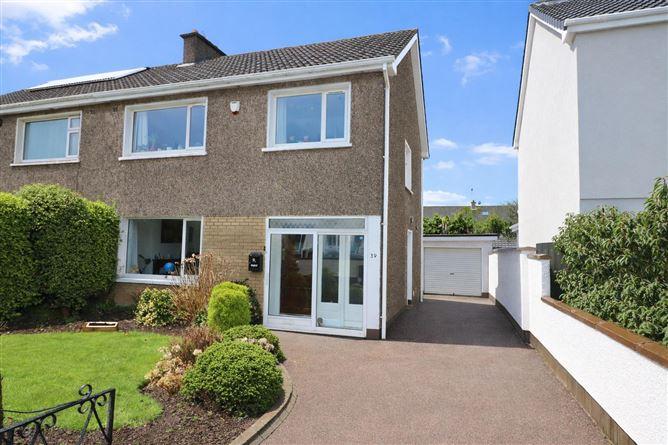 39 Cherrywalk Estate, Muskerry Estate, Ballincollig, Cork, historical listing image 1