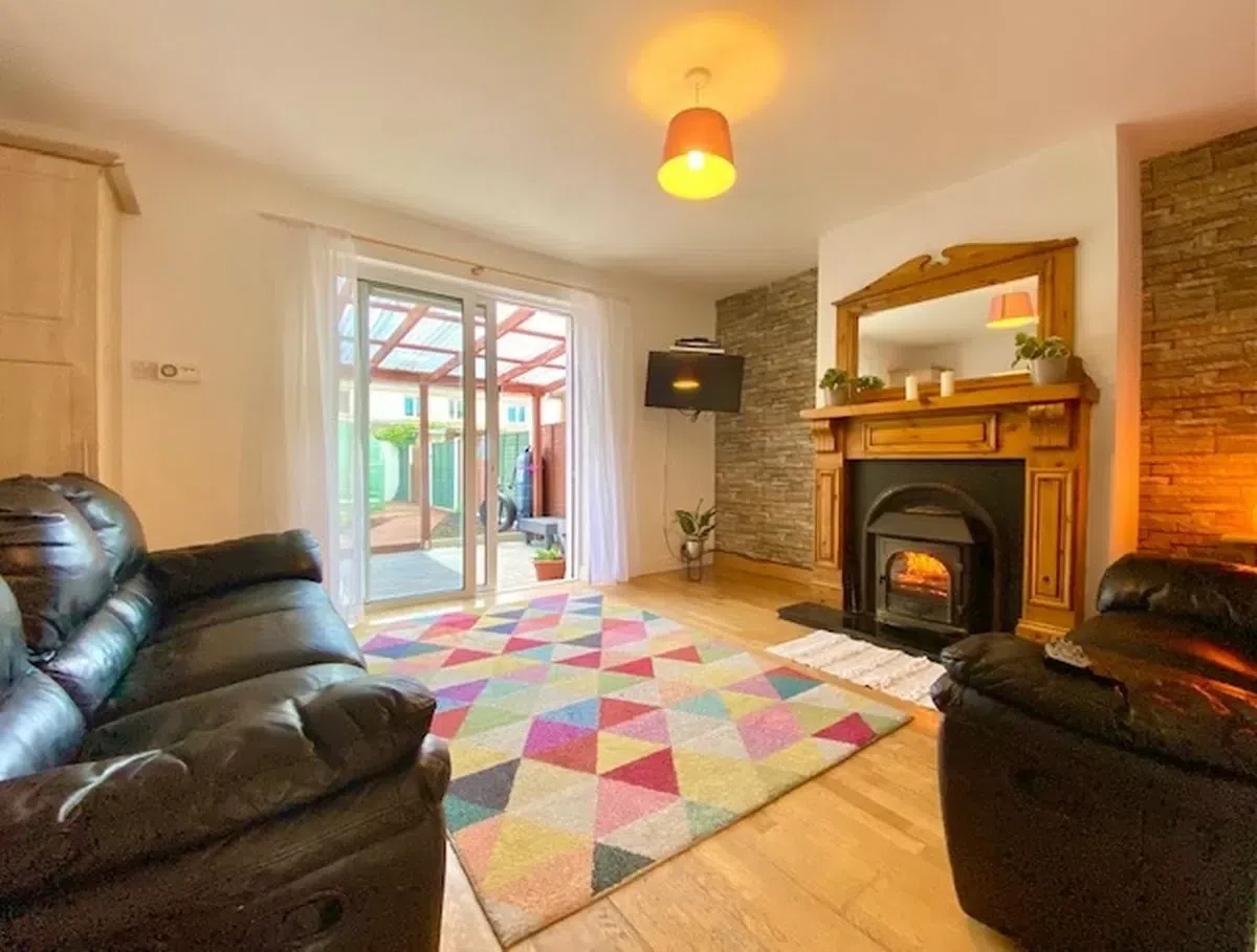 107 Slee an Choist, Athlone, Co. Westmeath, historical listing image 3