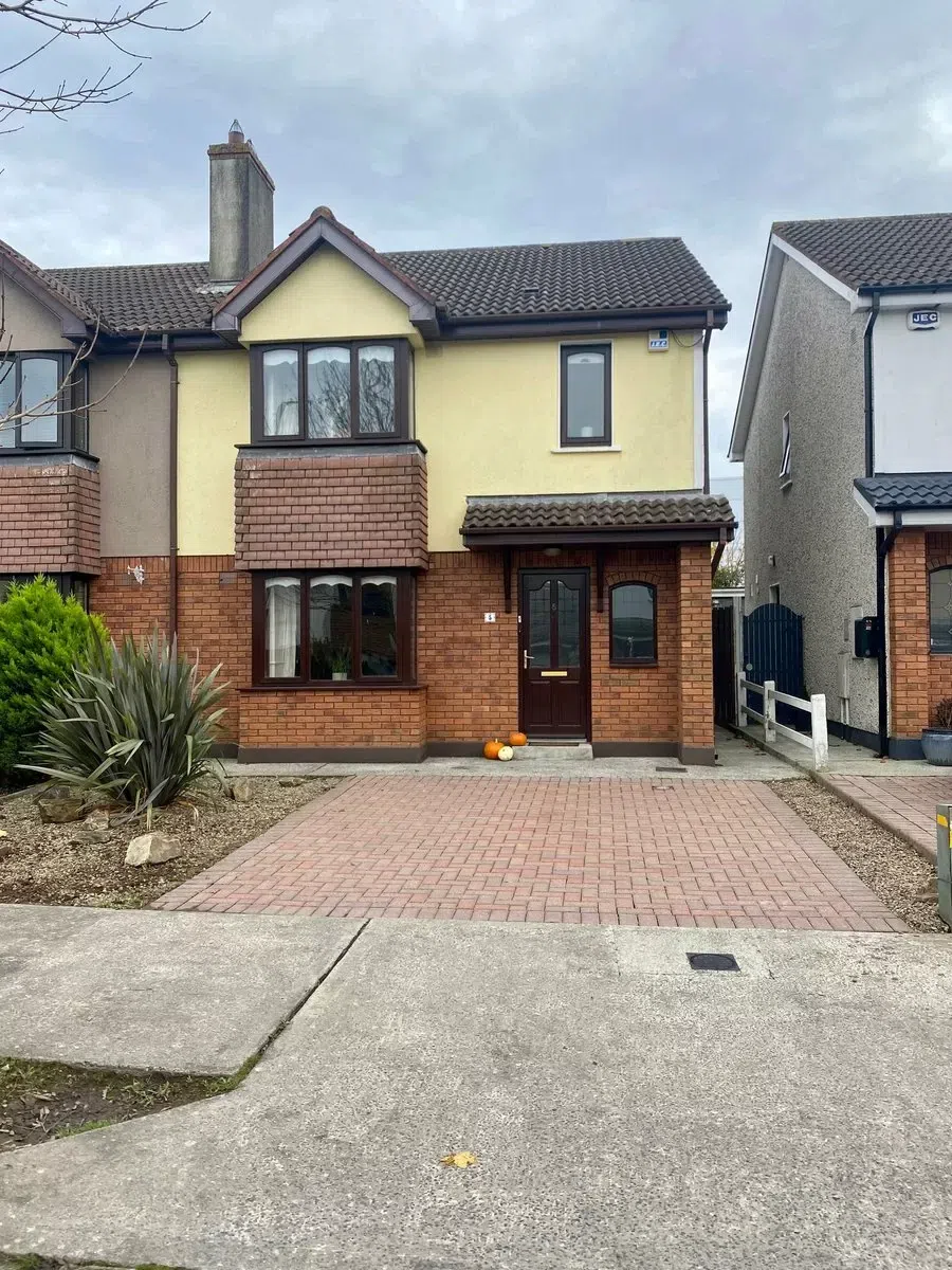 5 Esker Walk, Ardkeen Village, Ardkeen, Co. Waterford, historical listing image 1