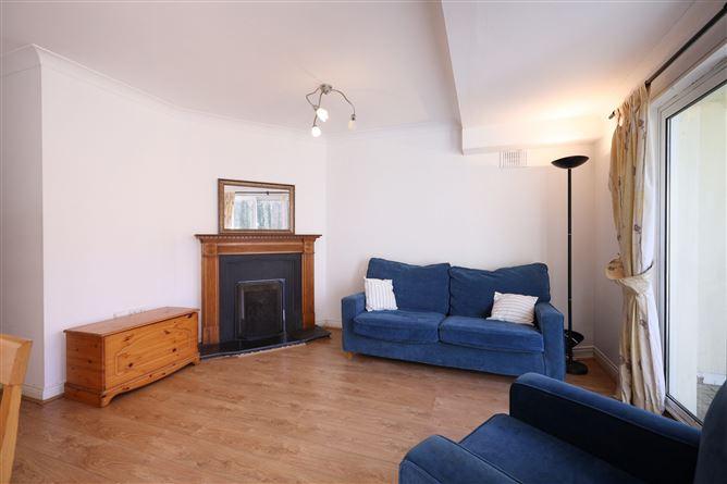 15a, Willow Court, Dublin 18, historical listing image 3