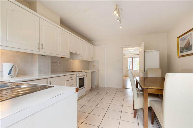 7, Lansdowne Crescent, Dublin 4, historical listing image 6