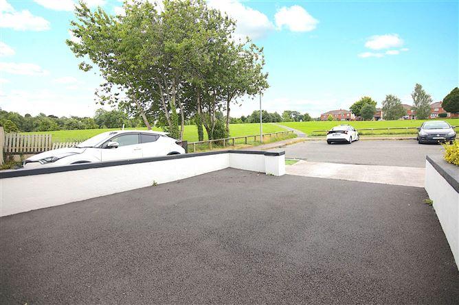 5 Whitechapel Lawn, Clonsilla, Dublin 15, County Dublin, historical listing image 2
