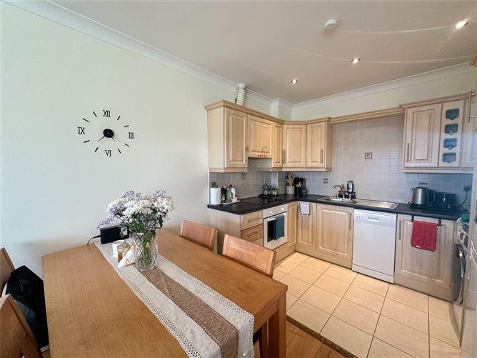 63 drisin, ballymoneen rd, knocknacarra, historical listing image 2