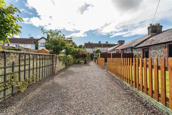 5 Palace Field, Kildare, Co. Kildare, R51A382, historical listing image 3