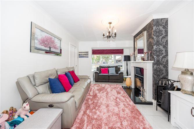 27 Castle Lawns, Malahide, County Dublin, historical listing image 6