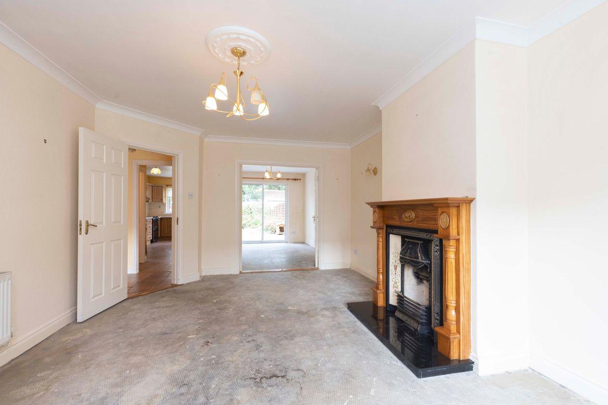6 Russell Court, Navan, Co. Meath, historical listing image 3